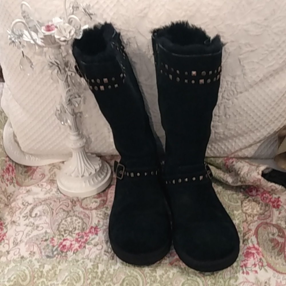 Black tall UGGs, studded UGGs, black, sheepskin, size 6
